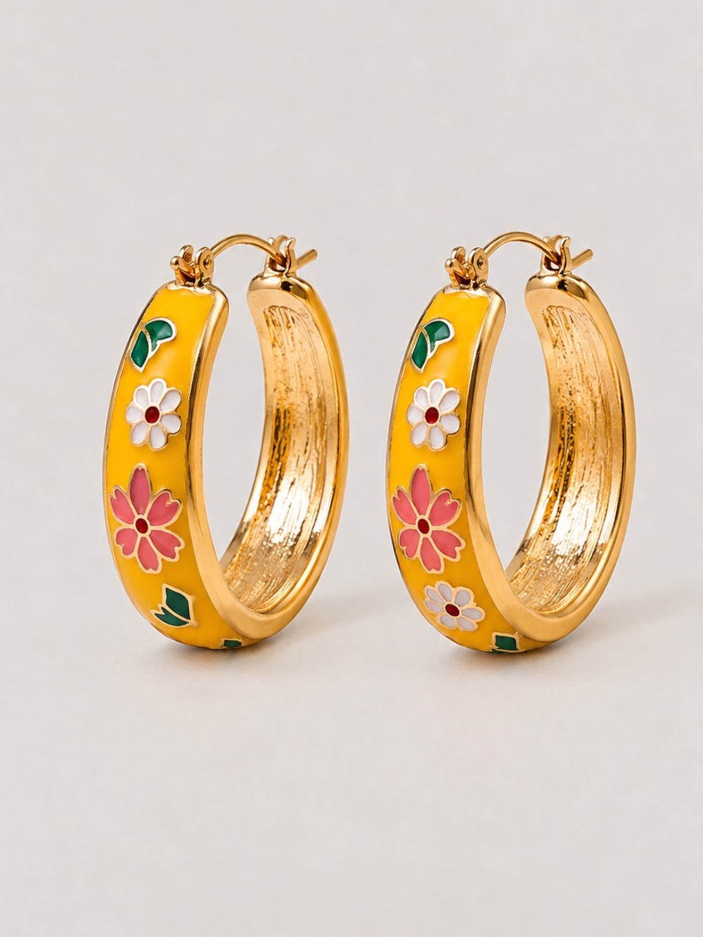 New! Yellow Flower Gold Hoop Earrings NWOT 1010